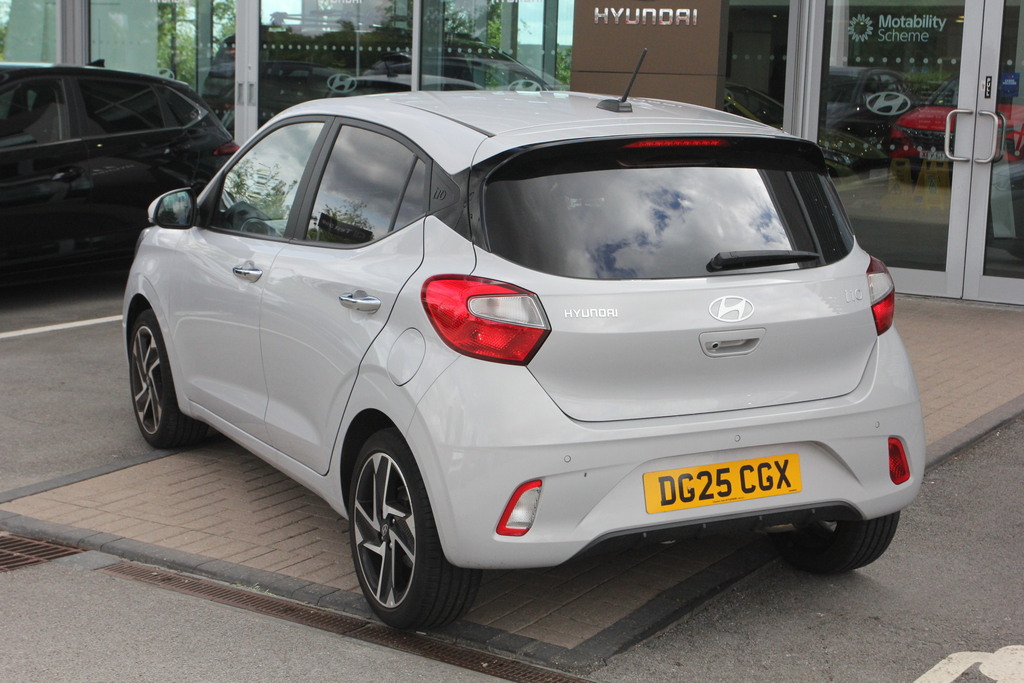 Hyundai I10 1.0 63 Premium Nav DG25CGX Grey #3