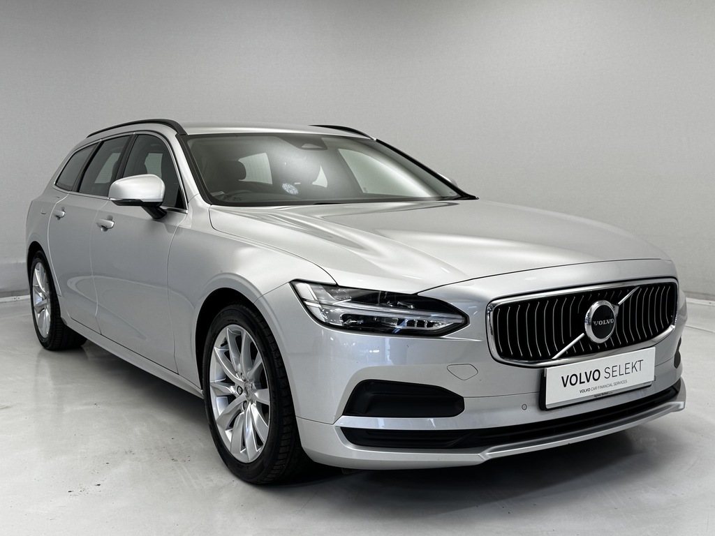 Volvo V90 2.0 B4p Momentum Silver