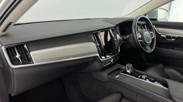 Volvo V90 2.0 B4p Momentum Silver #5