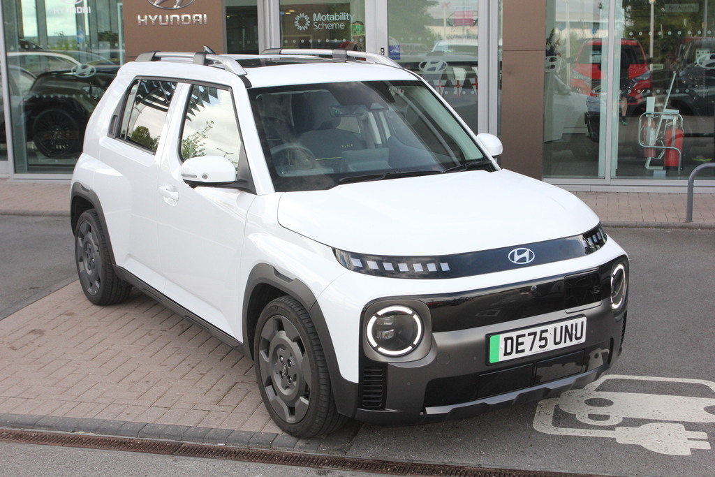 Hyundai Inster 85Kw Cross 49Kwh White