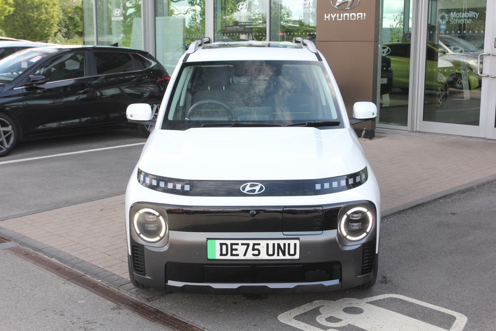 Hyundai Inster 85Kw Cross 49Kwh White #2