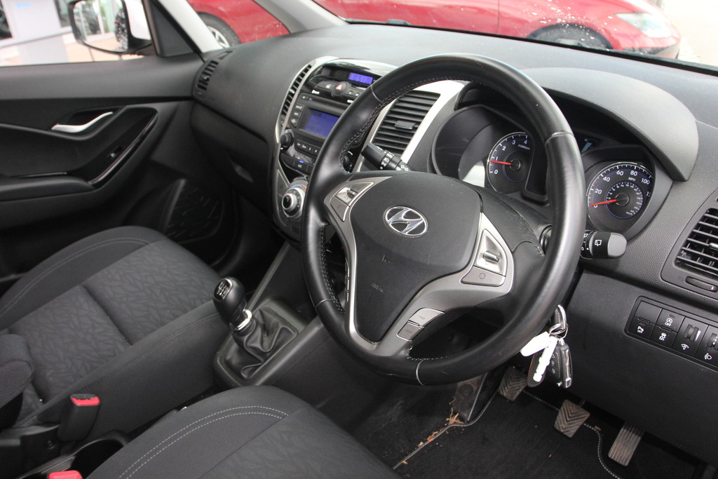Hyundai Ix20 Mpi Se Nav 1.6 Grey #20