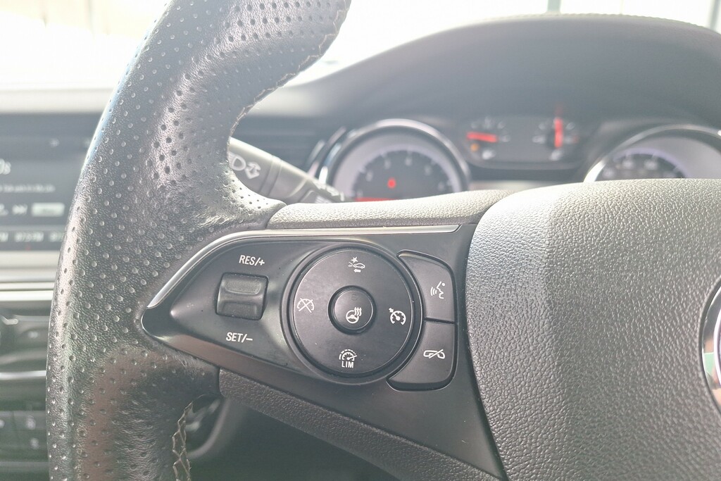 Vauxhall Insignia Sri Nav Grey #30