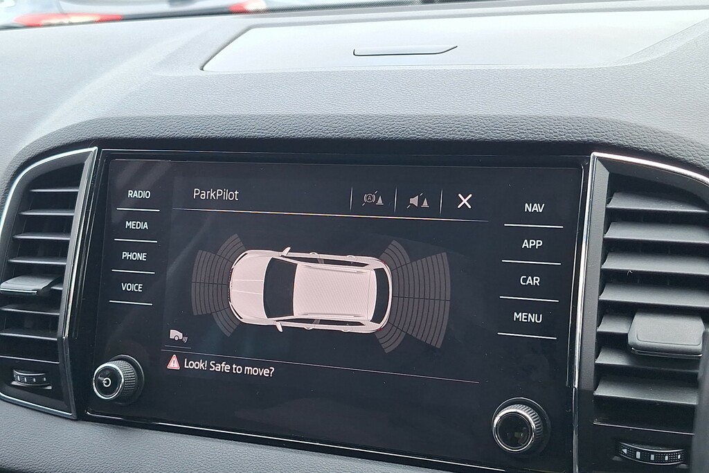 Skoda Karoq Se Technology Grey #18