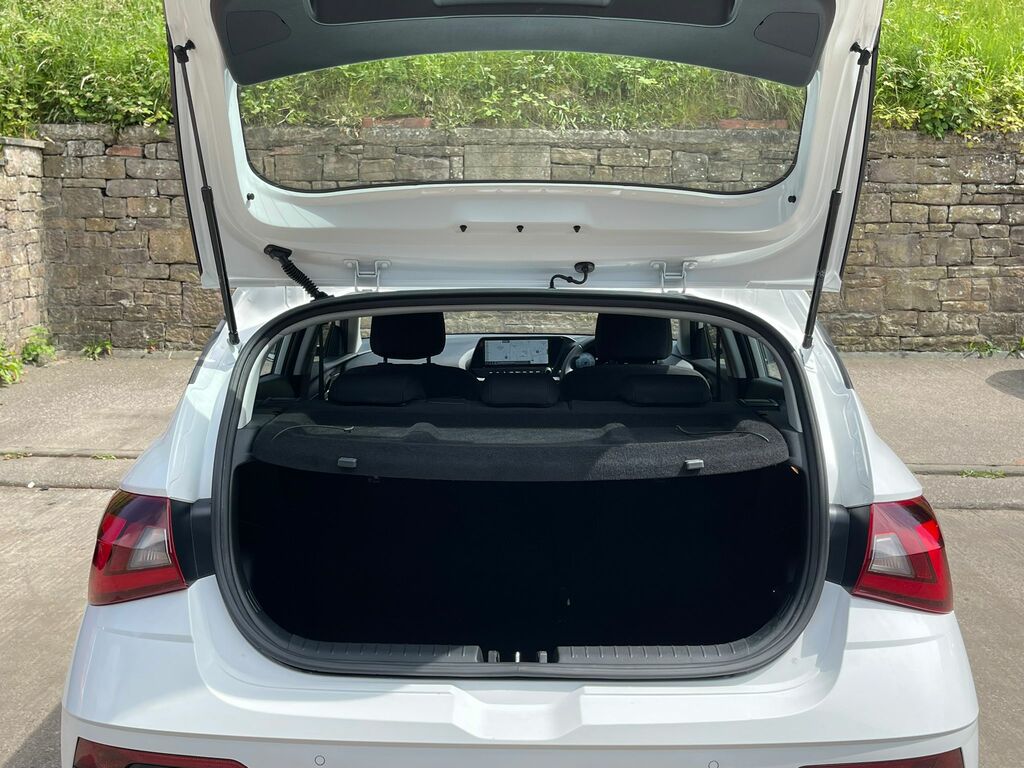 Hyundai I20 1.0T Gdi Advance MT24LLJ White #4