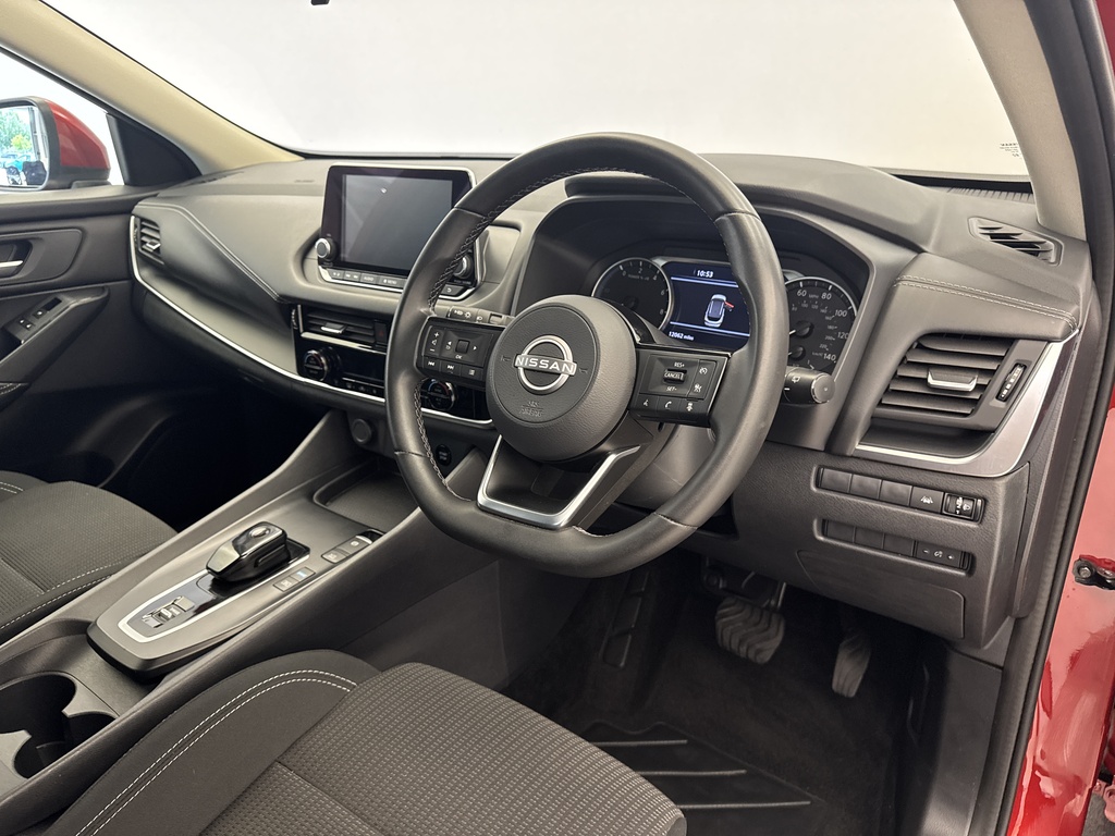 Nissan Qashqai 1.5 E-power Acenta Premium CX24XUL Red #3