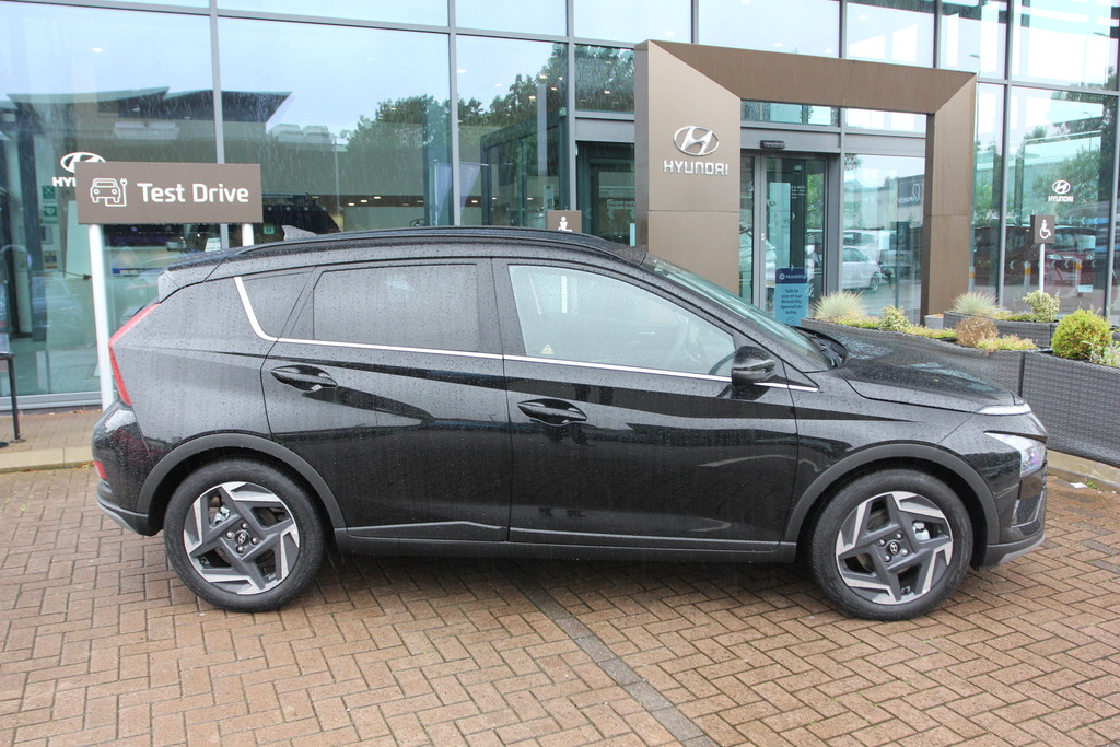 Hyundai Bayon 1.0 Tgdi 90 Tech Line Dct Black #6