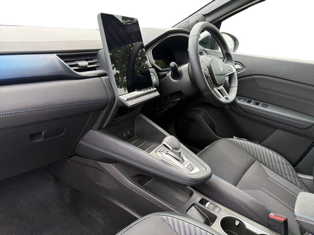 Renault Symbioz 1.6 E-tech Fhev 145 Iconic Esprit Alpine White #3