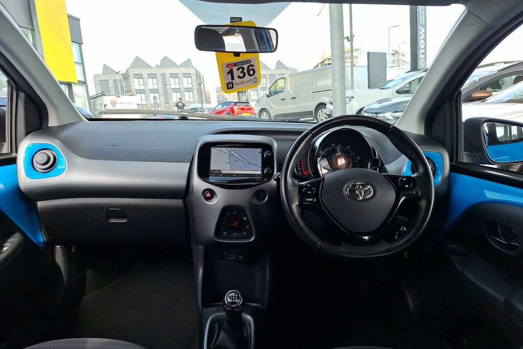 Toyota Aygo 1.0 Vvt-i X-plore Blue #3