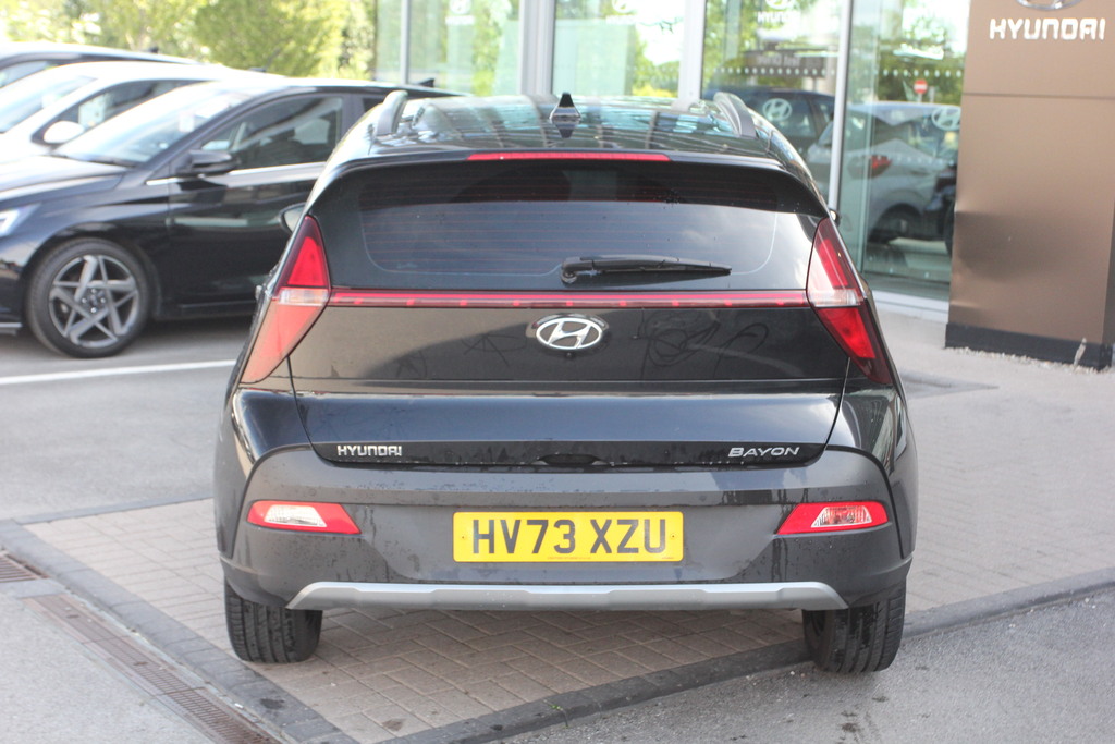 Hyundai Bayon 1.0 Tgdi 48V Mhev Se Connect Dct Black