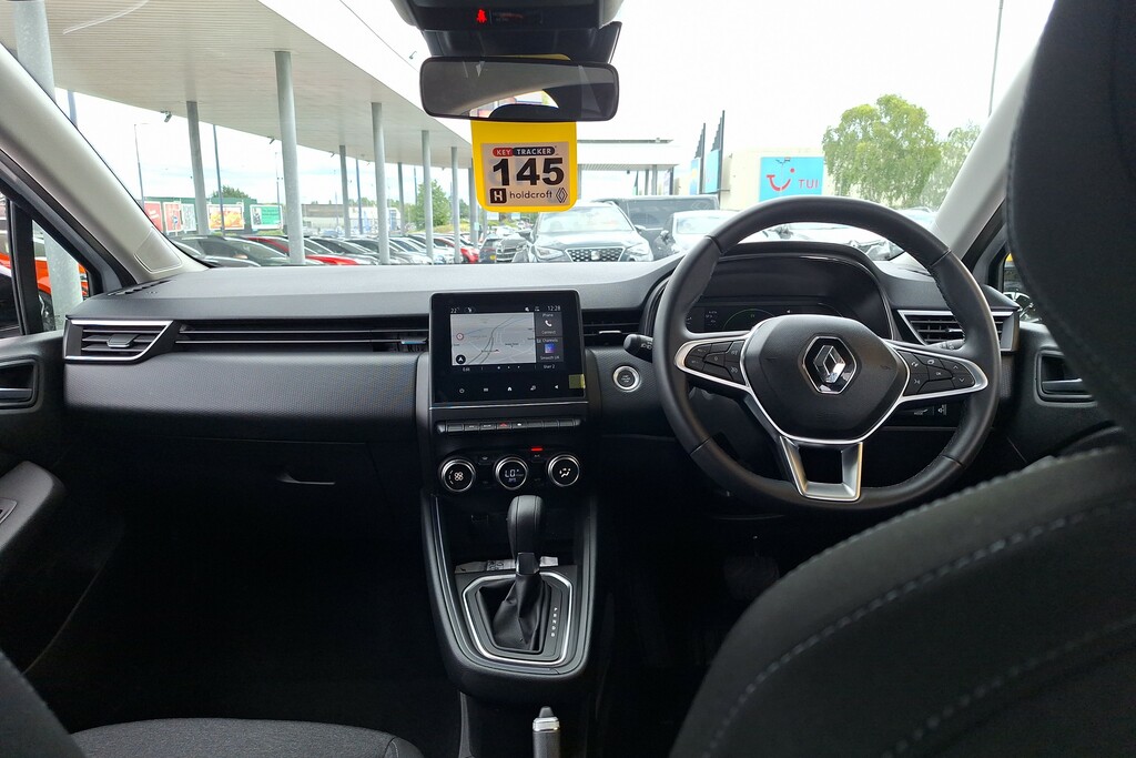 Renault Clio 1.6 E-tech Full Hybrid 145 Evolution BJ72APO White #3