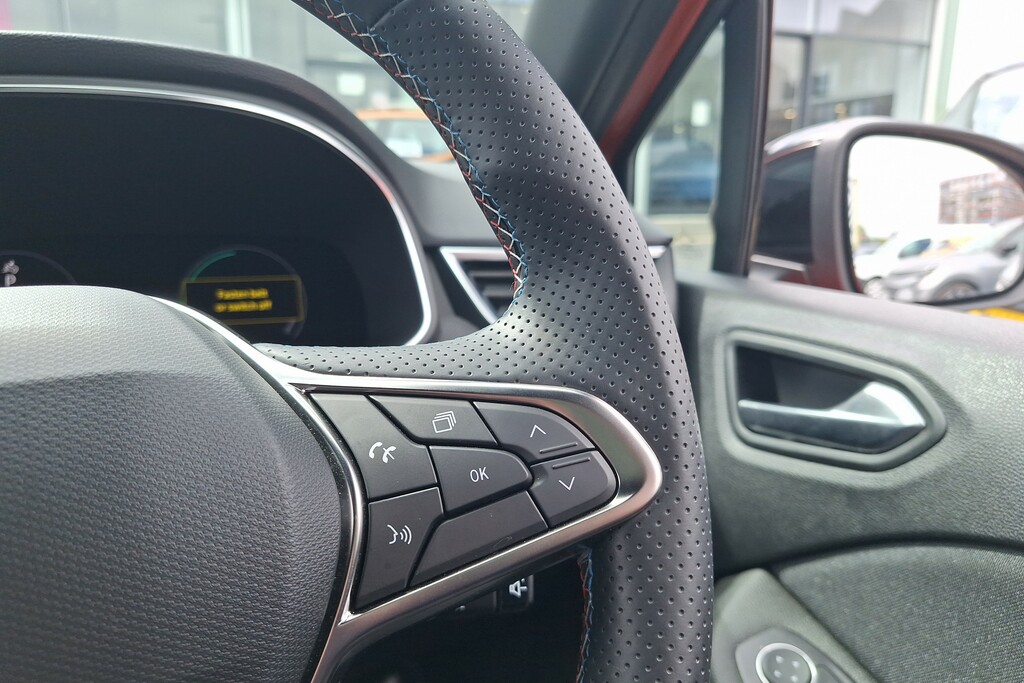 Renault Clio 1.0 Tce 90 Evolution Black #39