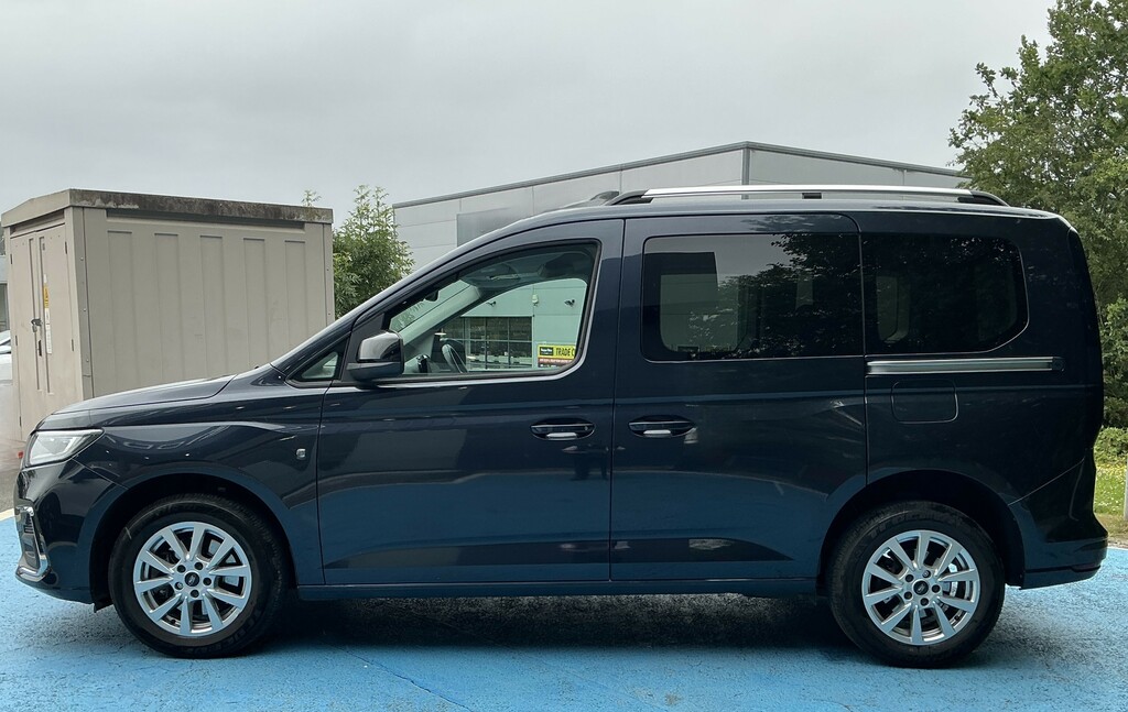 Ford Tourneo Connect 1.5 Ecoboost Titanium Blue #5