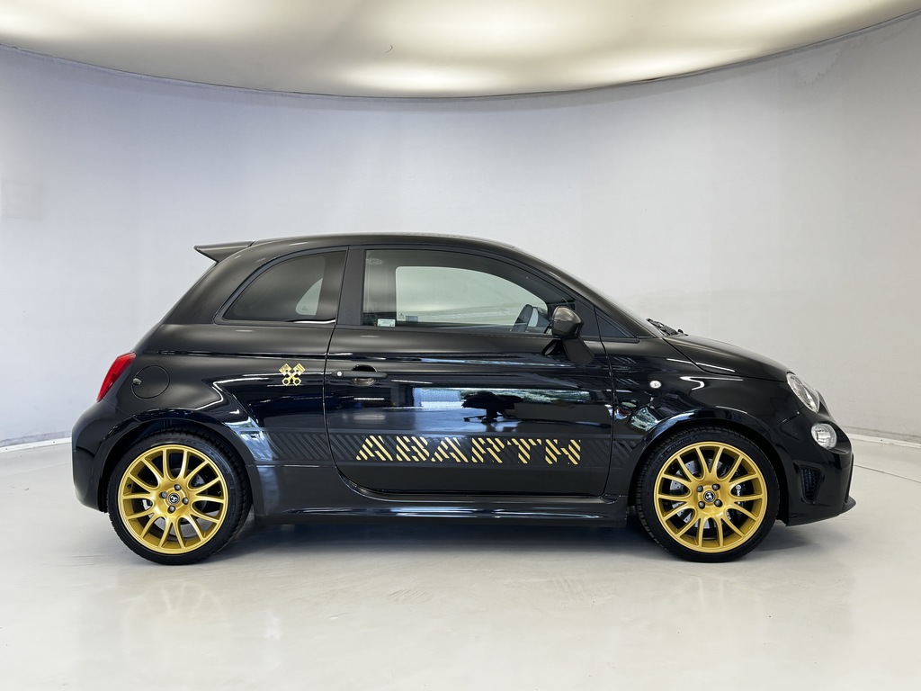 Abarth 695 1.4 T-jet 180 75Th Anniversary Black #3