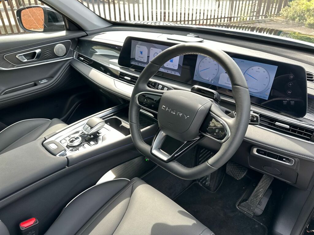 Chery Tiggo 7 1.5T Phev Summit Dht Black #15