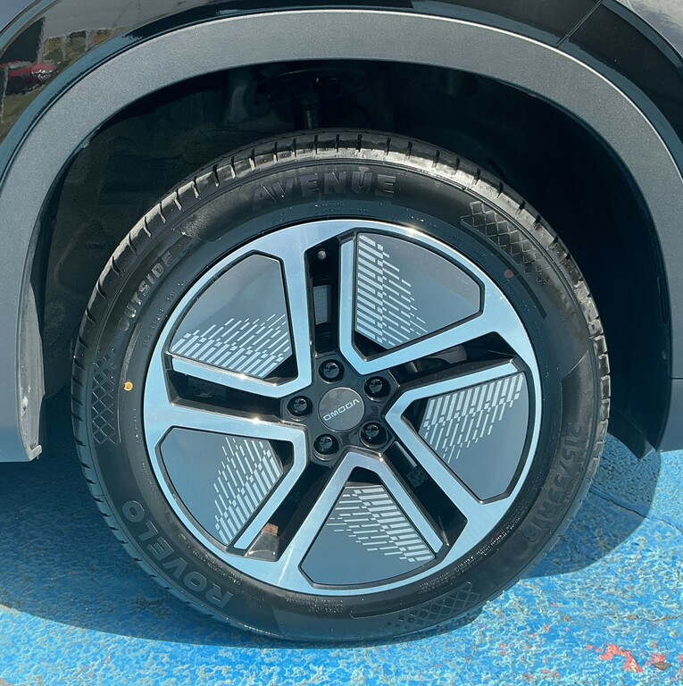 Omoda E5 61.05Kwh Noble Suv 204 Ps Black #31