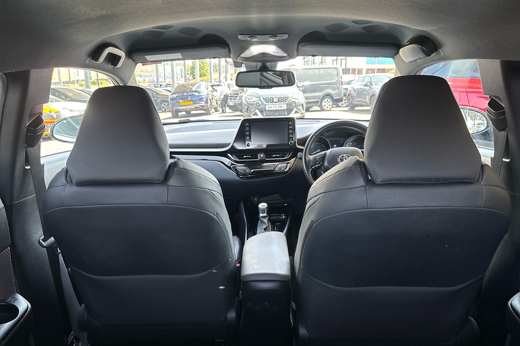 Toyota C-Hr Excel Silver #40
