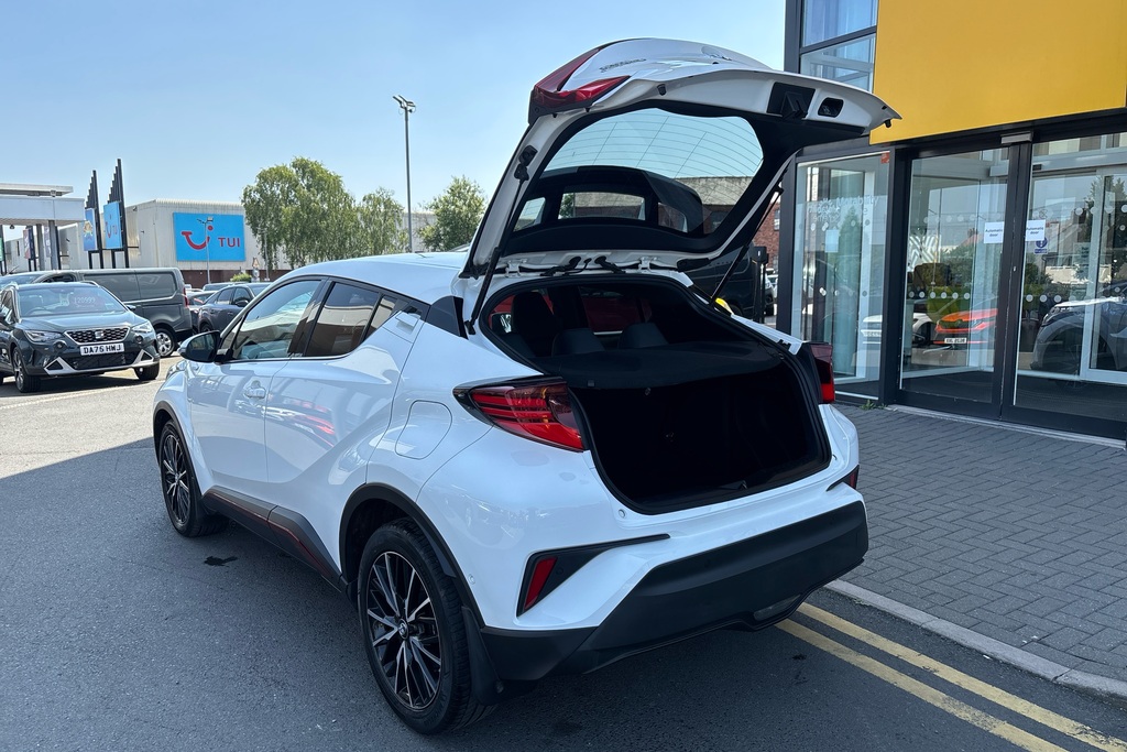 Toyota C-Hr Excel Silver #39