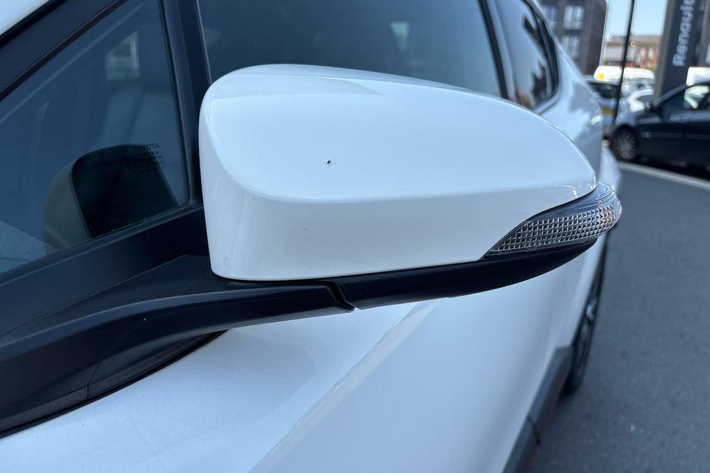 Toyota C-Hr Excel Silver #31