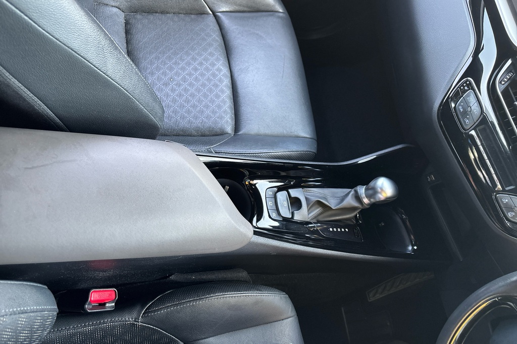 Toyota C-Hr Excel Silver #16