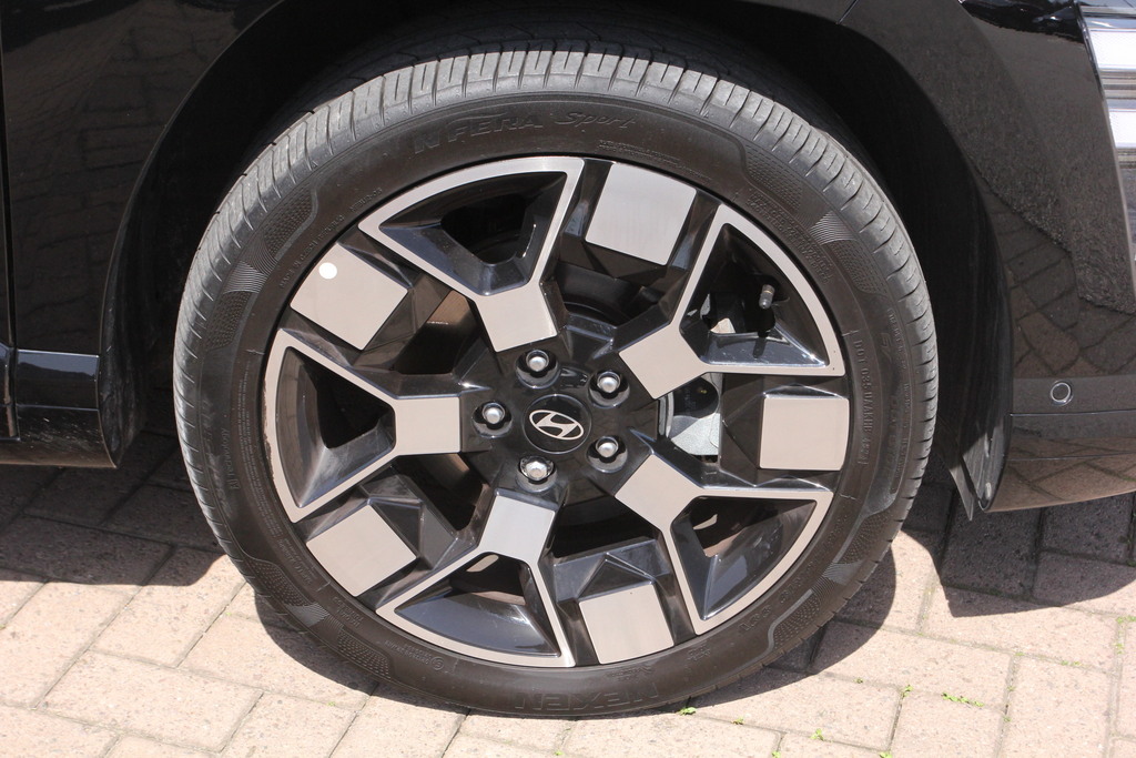 Hyundai Kona 160Kw Ultimate 65Kwh MV26WVA Black #5