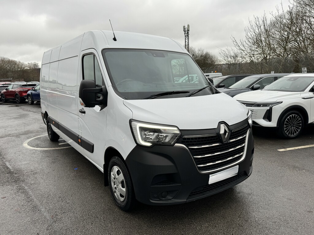Renault Master Lm35dci 135 Business Medium Roof Van White