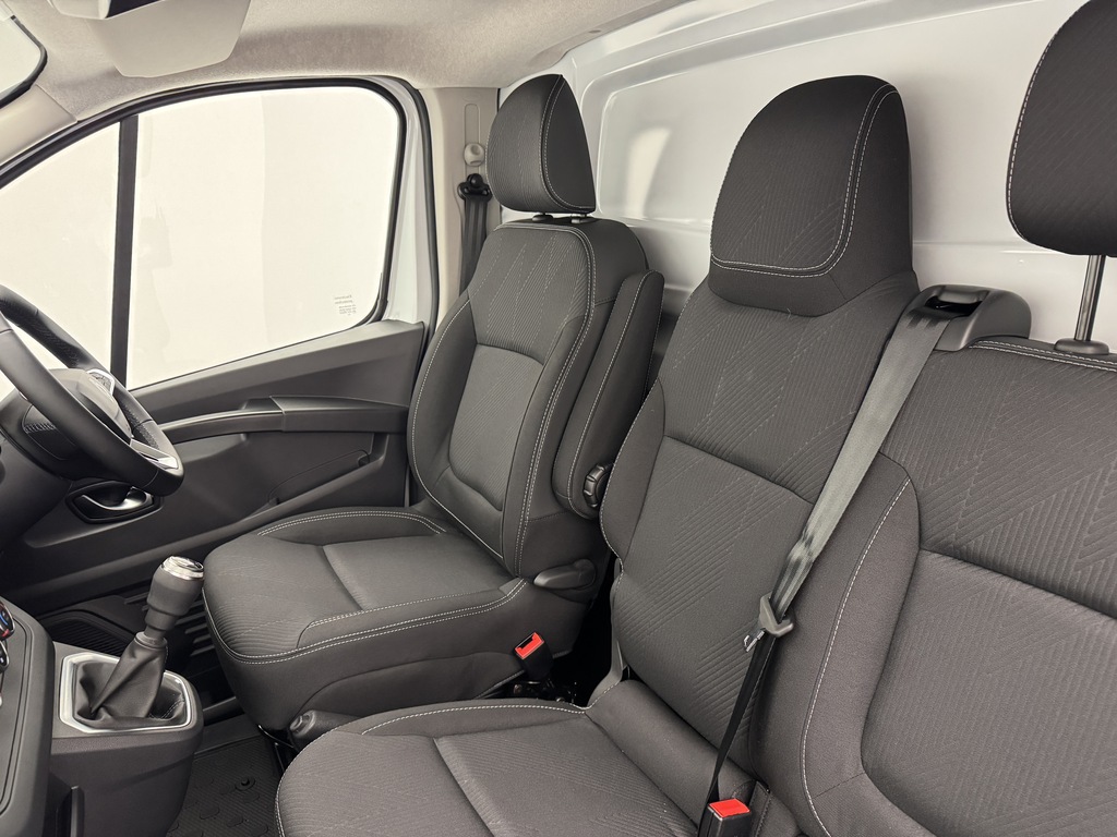 Renault Trafic Ll30 90Kw 52Kwh White #12