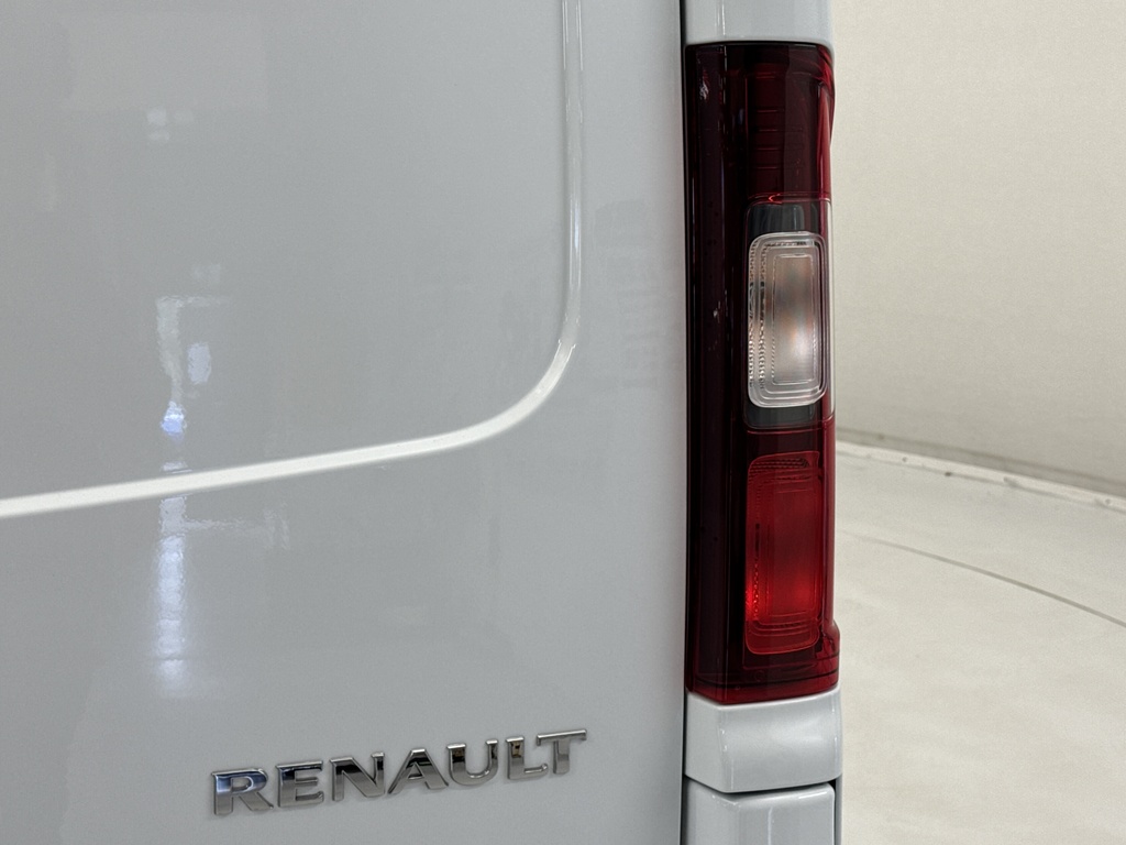 Renault Trafic Ll30 90Kw 52Kwh White #29