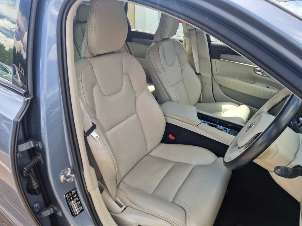 Volvo V90 Cross Country 2.0 T5 Cross Country Plus Awd Geartronic #4