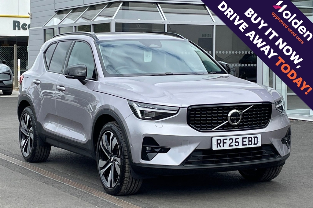 Volvo XC40 Ultra Dark Silver