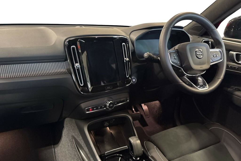 Volvo XC40 Plus Dark Blue #2