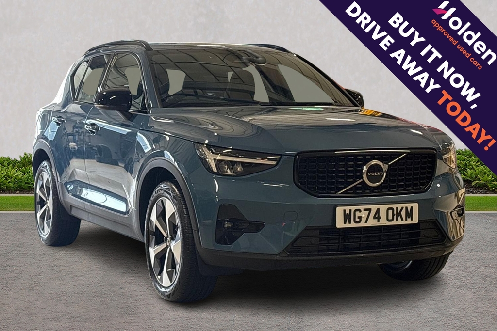 Volvo XC40 Plus Dark Blue