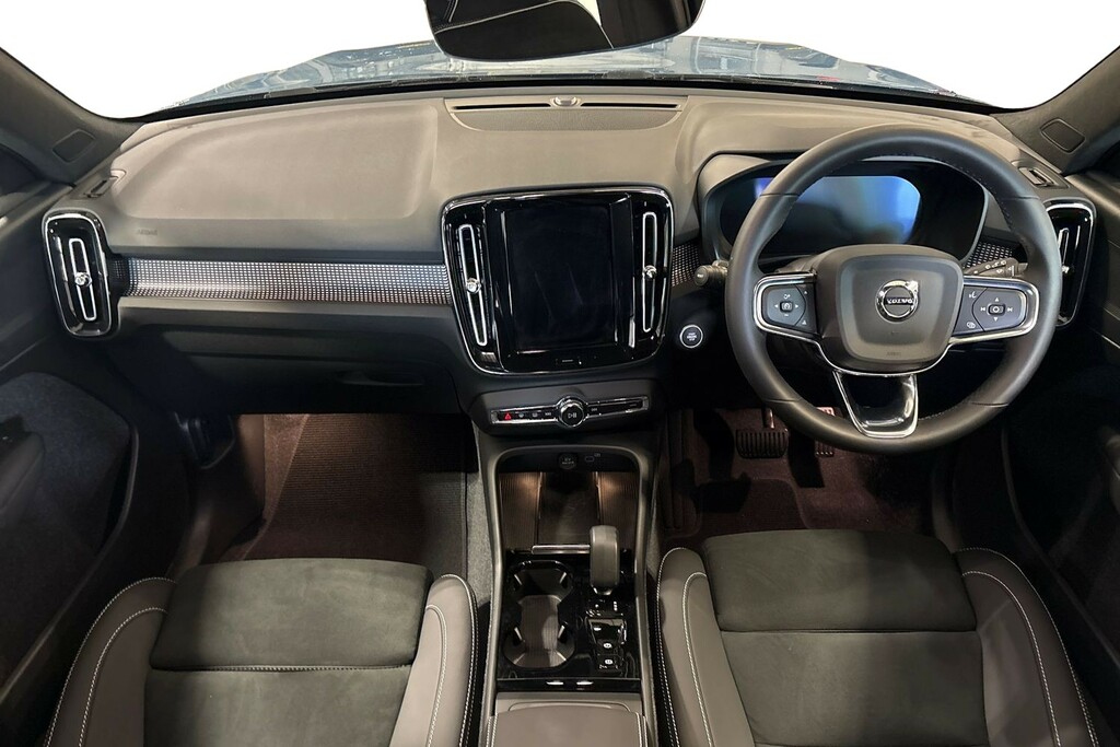Volvo XC40 Plus Dark Blue #6