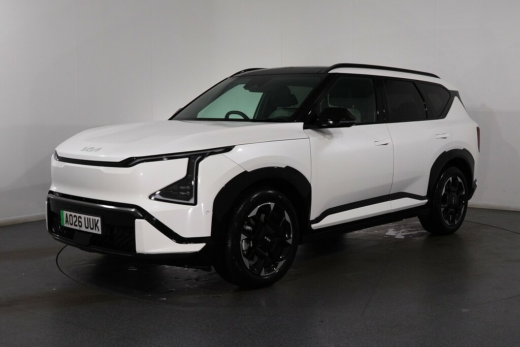 Kia Gt-line S 81.4Kwh Demonstrator AO26UUK White #3