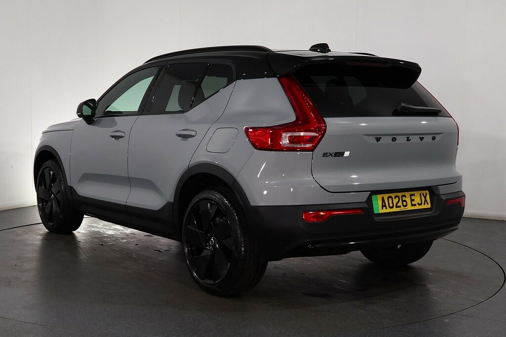 Volvo EX40 Ultra Black Edition Grey #4