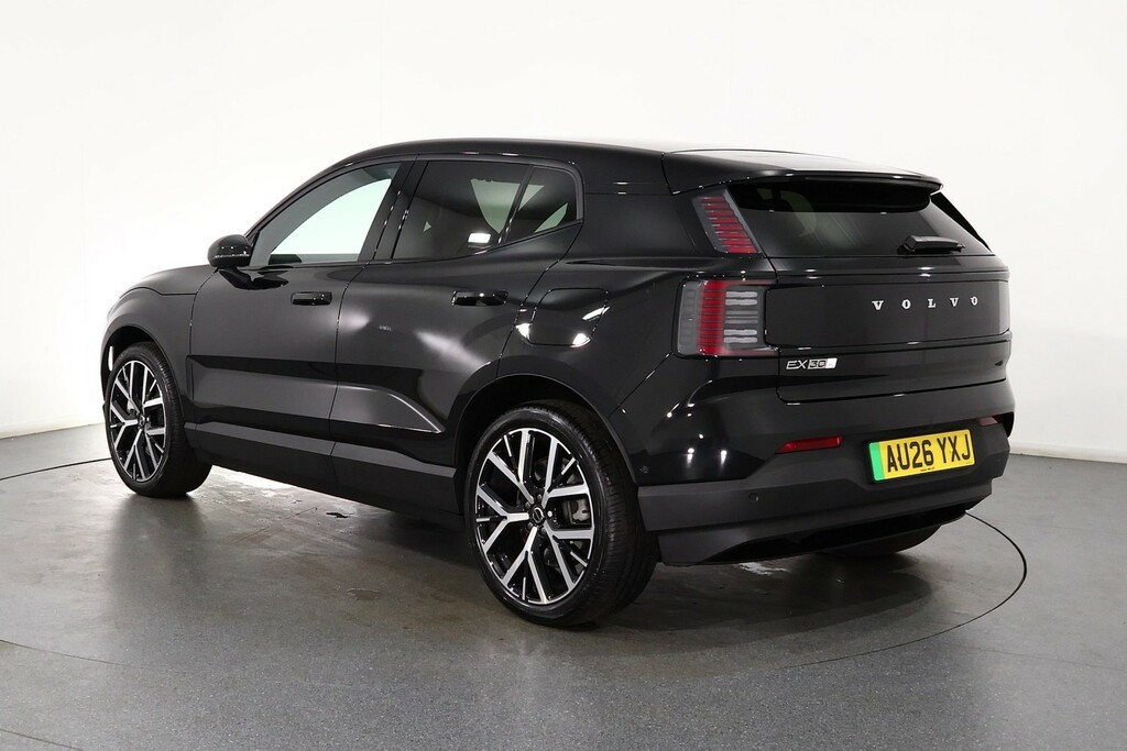 Volvo EX30 Ultra Black #5