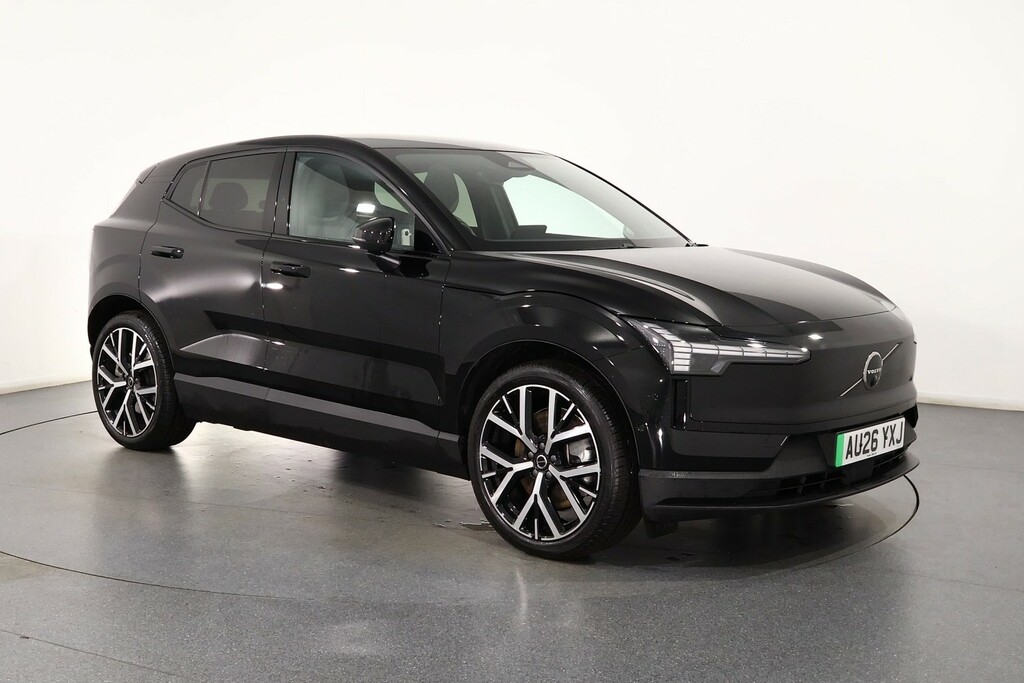 Volvo EX30 Ultra Black