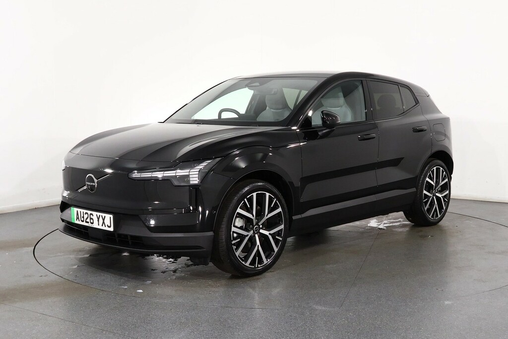 Volvo EX30 Ultra Black #3