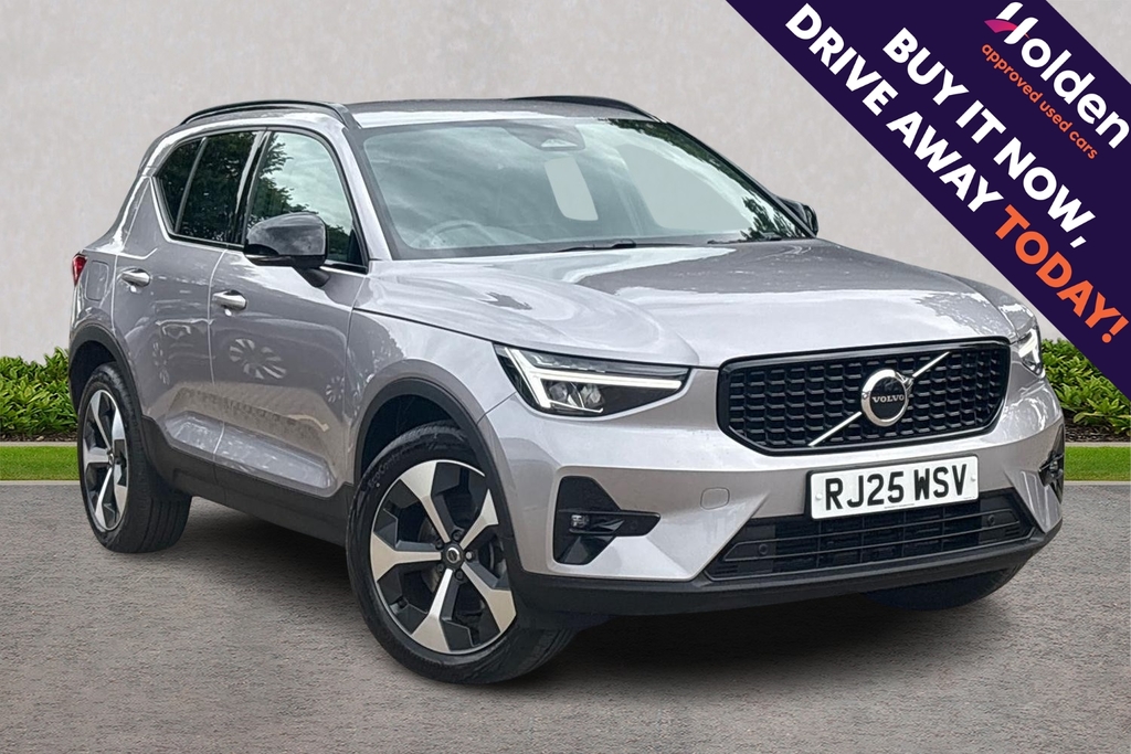 Volvo XC40 Plus Dark Silver