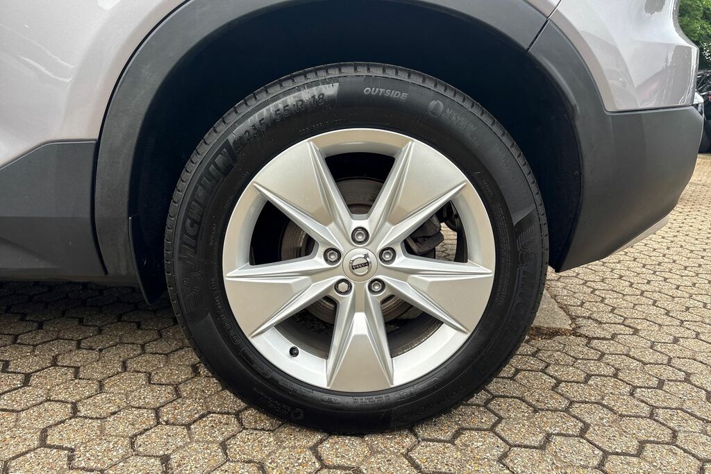 Volvo XC40 Core RF25PTU Silver #5