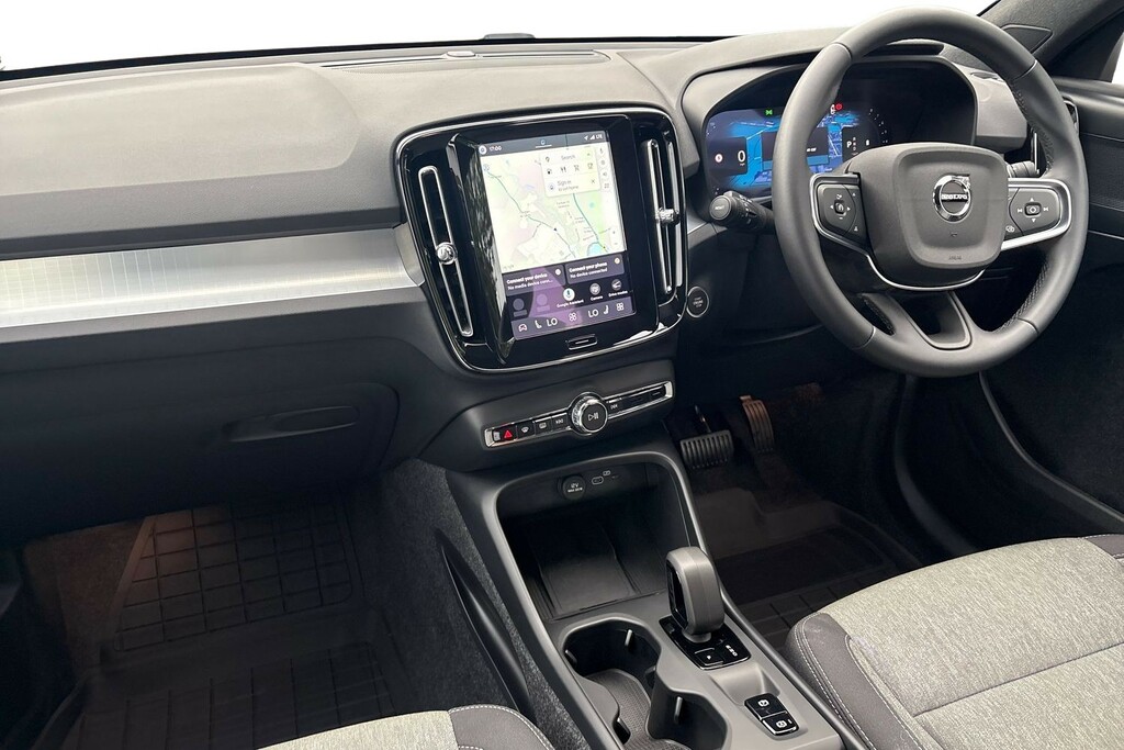 Volvo XC40 Core RF25PTU Silver #2