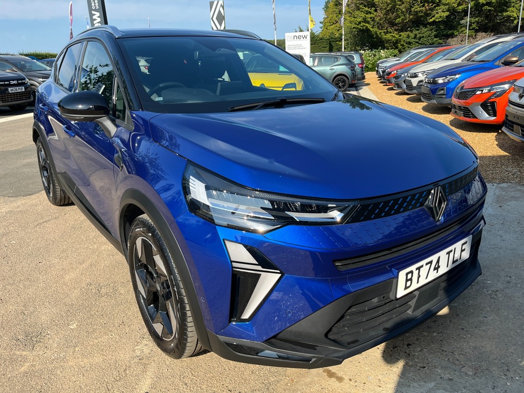 Renault Captur Techno Blue