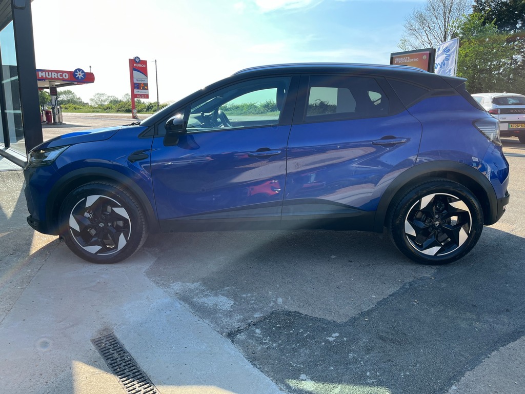 Renault Captur Techno Blue #4