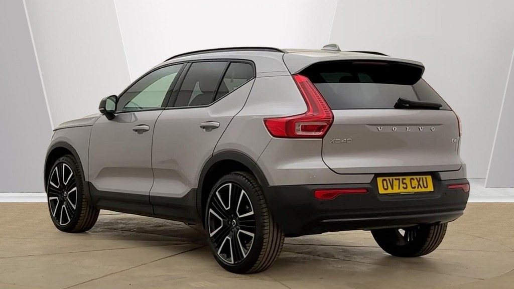 Volvo XC40 Ultra Dark OV75CXU Silver #5
