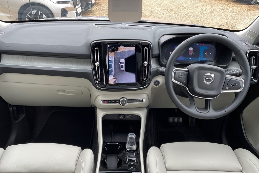 Volvo XC40 Ultra Dark OV75CXU Silver #6