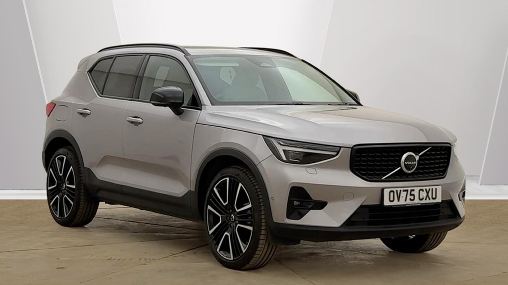 Volvo XC40 Ultra Dark Silver