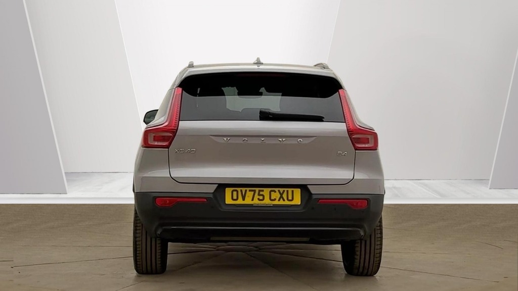 Volvo XC40 Ultra Dark OV75CXU Silver #4