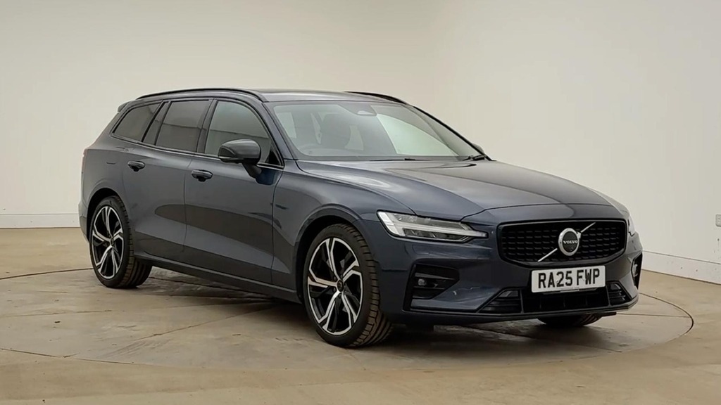Volvo V60 Ultra Blue