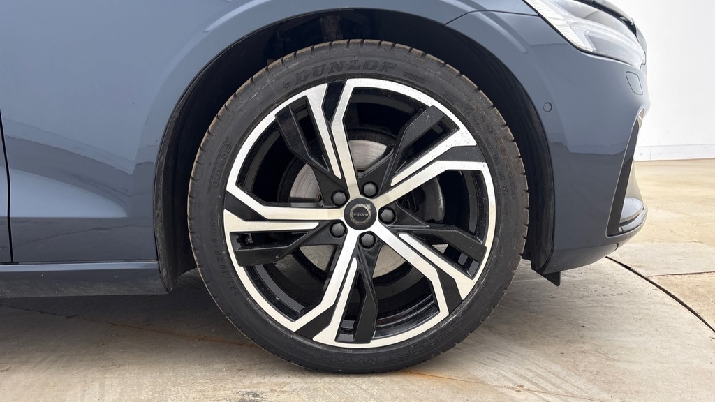 Volvo V60 Ultra Blue #4