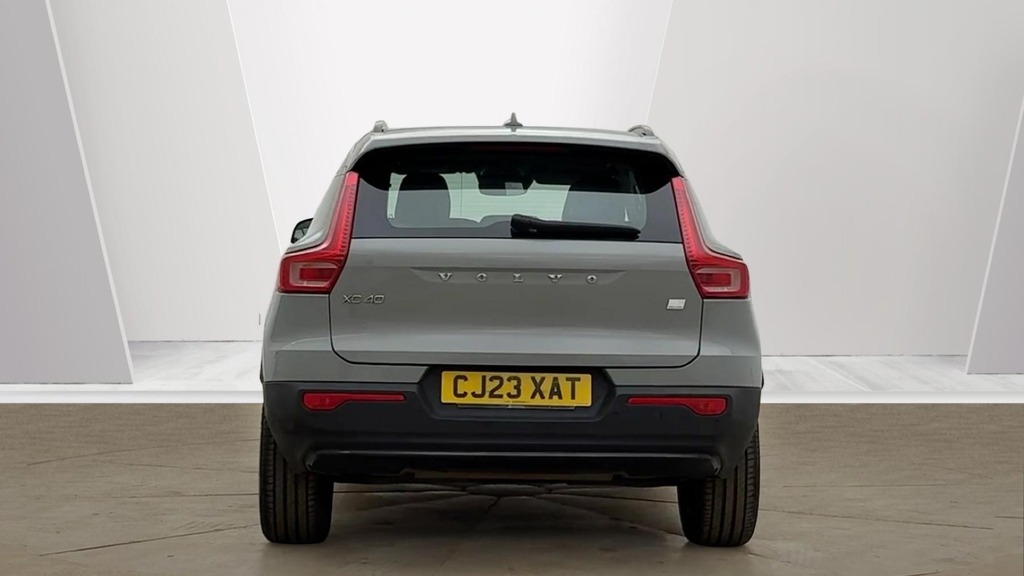 Volvo XC40 Plus CJ23XAT Grey #4